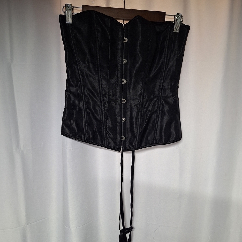 Elegant Black Satin Corset